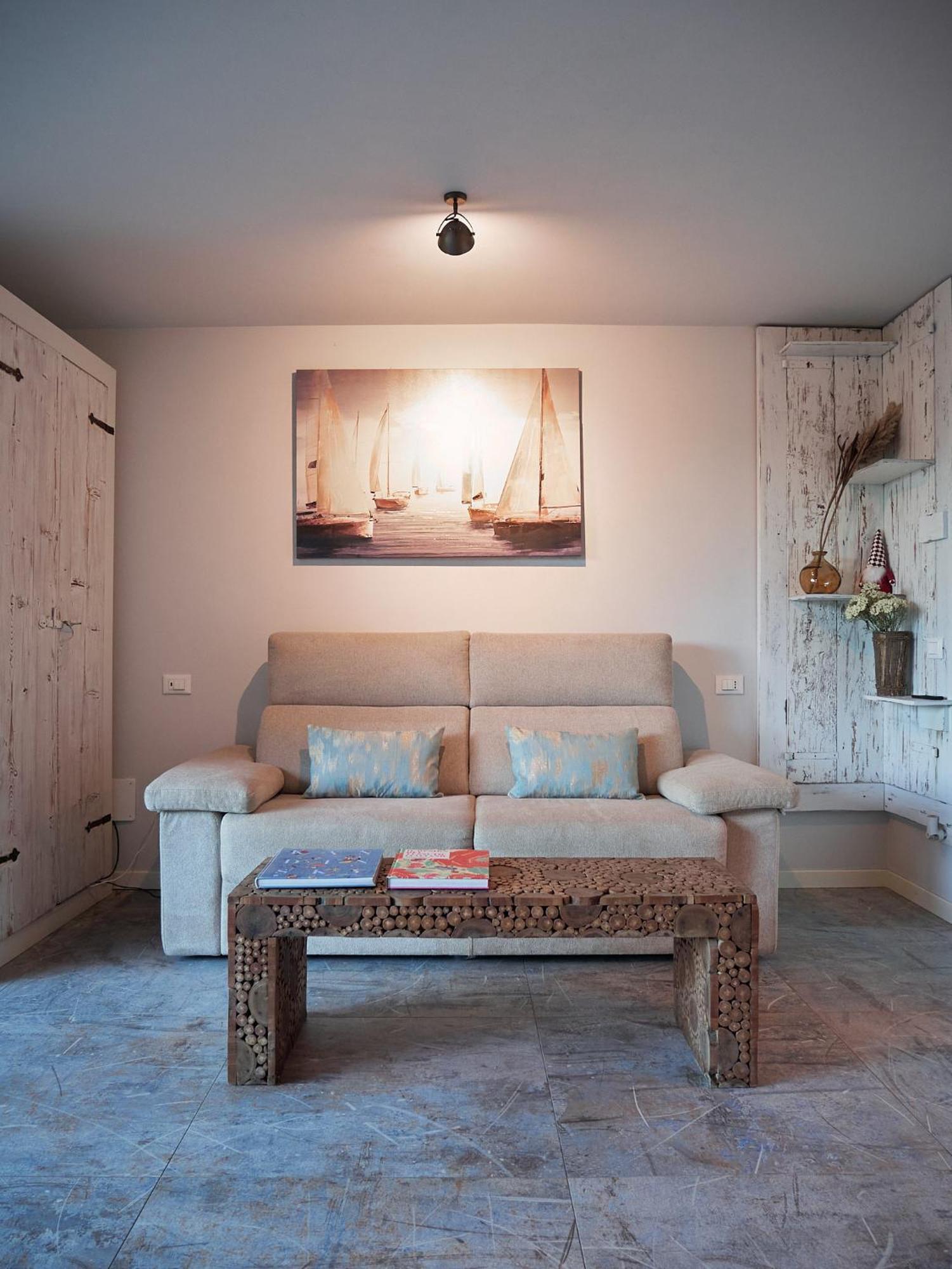 Redhouse Benaco Apartment ตอร์รีเดลเบนาโก ภายนอก รูปภาพ